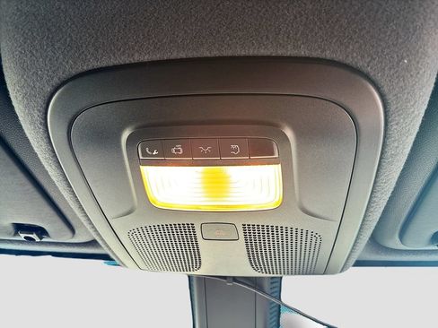 Used 2024 Mercedes-Benz Sprinter 2500 image 27