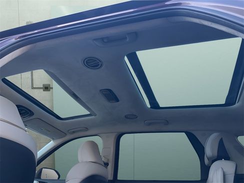 Used 2023 Hyundai Palisade Calligraphy image 30