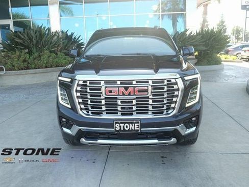 New 2025 GMC Yukon XL Denali w/ Sun & Power Step Package image 2