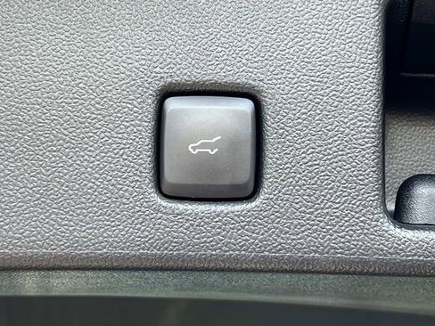 Certified 2023 Ford Escape ST-Line Elite AWD/4WD image 13