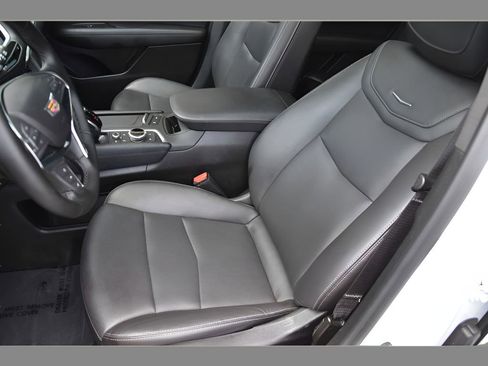 Used 2025 Cadillac XT5 Premium Luxury FWD image 14