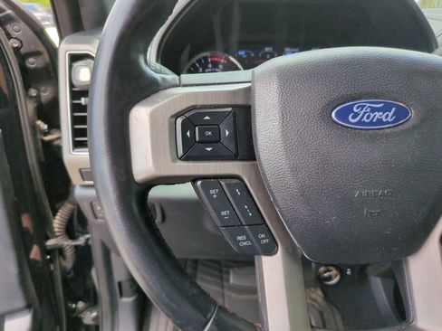 Used 2022 Ford F350 Platinum AWD/4WD image 27