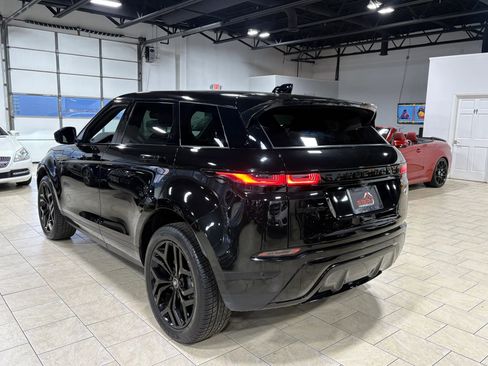 Used 2022 Land Rover Range Rover Evoque SE image 13
