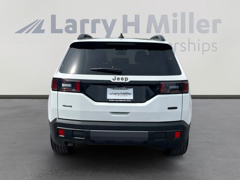 New 2026 Jeep Cherokee Overland AWD/4WD image 4