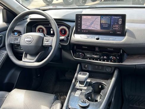 Used 2025 Nissan Rogue Platinum AWD/4WD image 15