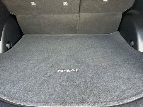 Used 2015 Toyota RAV4 Limited w/ Technology Package AWD/4WD image 15
