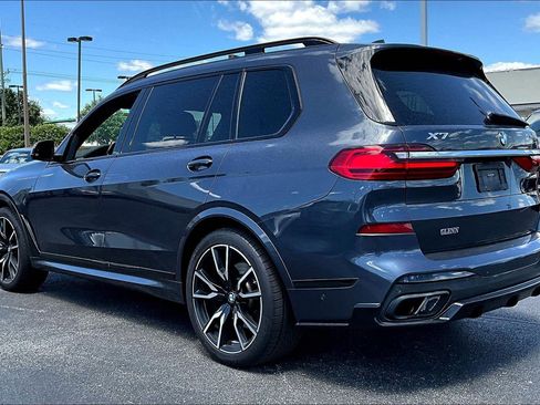 Used 2020 BMW X7 xDrive40i w/ M Sport Package AWD/4WD image 4
