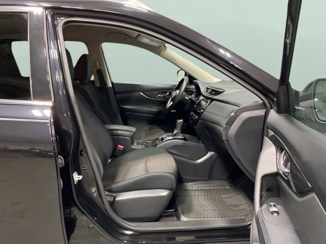 Used 2018 Nissan Rogue SV AWD/4WD image 29