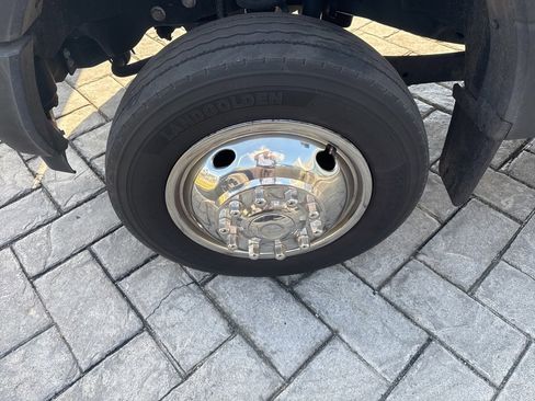 Used 2019 Ford F450 XL w/ XL Value Package image 4