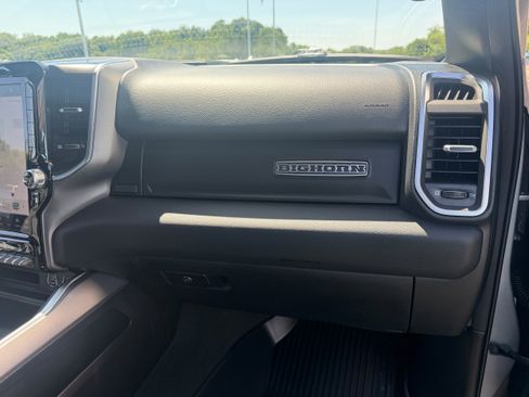 Used 2024 RAM 1500 Big Horn AWD/4WD image 23