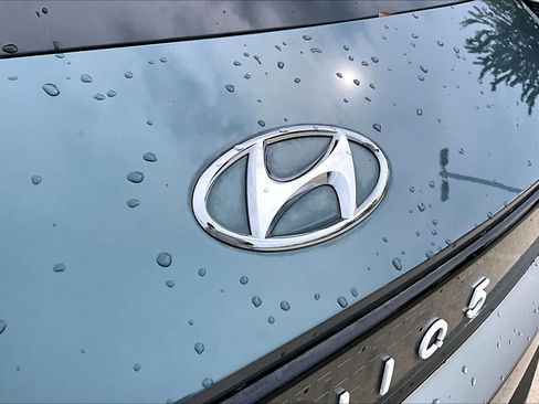Certified 2023 Hyundai Ioniq 5 SEL w/ Cargo Package RWD image 9