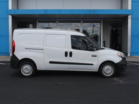 Used 2021 RAM ProMaster City Tradesman FWD image 3