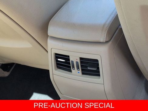 Used 2011 BMW 328i Sedan RWD image 29