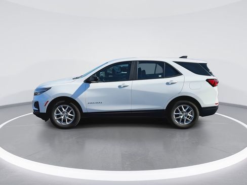 Used 2024 Chevrolet Equinox LS w/ LPO, Floor Liner Package image 5