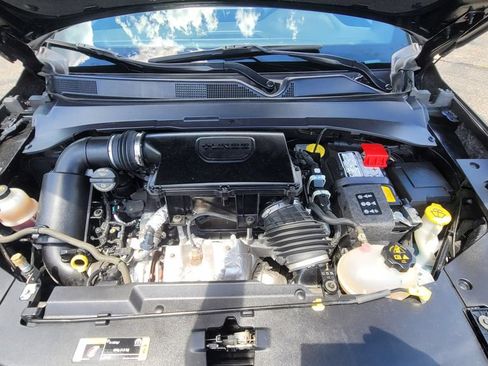 Used 2024 Jeep Compass Latitude AWD/4WD image 17