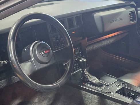 Used 1987 Chevrolet Corvette Base image 20