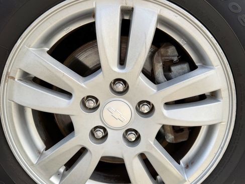 Used 2014 Chevrolet Sonic LT image 16