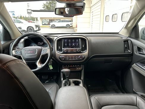 Used 2021 GMC Canyon Denali image 17