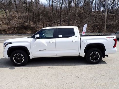 New 2026 Toyota Tundra SR5 AWD/4WD image 8