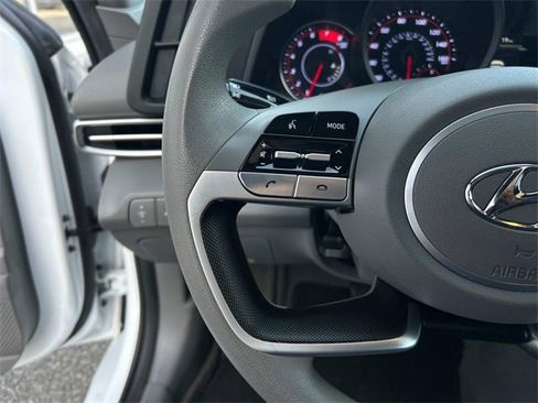 Certified 2022 Hyundai Elantra SEL w/ Cargo Package image 24