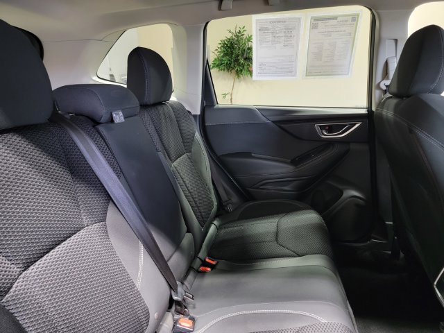 Used 2019 Subaru Forester Premium w/ All-Weather Package AWD/4WD image 15