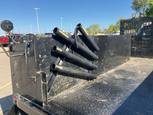 Used 2011 Chevrolet Silverado 3500 W/T image 23