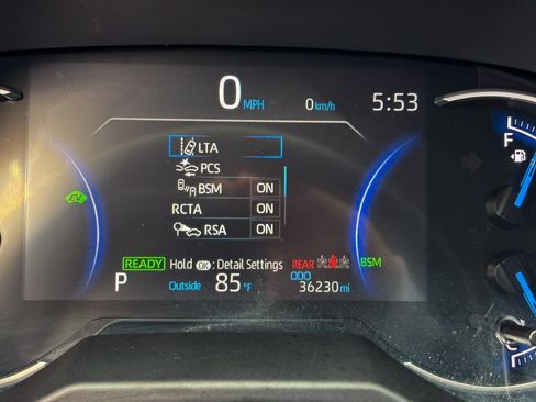 Used 2024 Toyota RAV4 LE AWD/4WD image 28