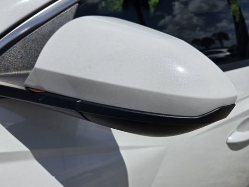 Used 2024 Hyundai Tucson SE image 11