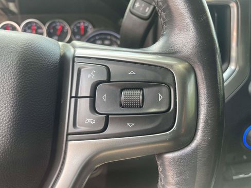 Used 2021 Chevrolet Silverado 1500 LT Trail Boss w/ Bed Protection Package AWD/4WD image 8
