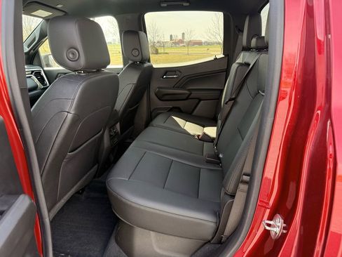 Used 2023 GMC Canyon Elevation w/ Elevation Premium Package image 10