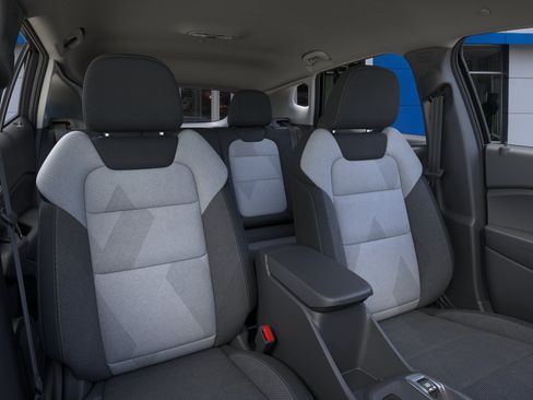 New 2026 Chevrolet Trax LS w/ LS Convenience Package FWD image 16
