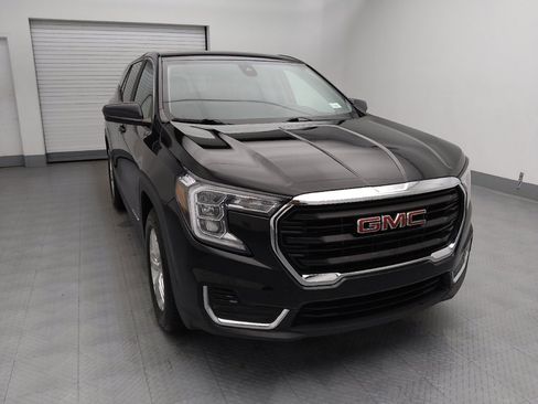 Used 2023 GMC Terrain SLE FWD image 14