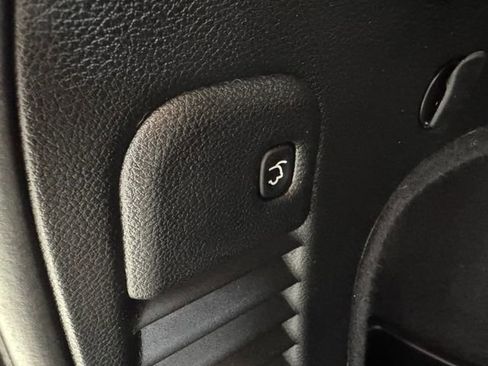 Used 2021 Jeep Grand Cherokee High Altitude image 25