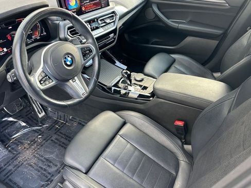 Used 2024 BMW X3 sDrive30i w/ Premium Package image 9