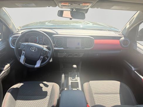 Used 2023 Toyota Tacoma SR5 RWD image 15