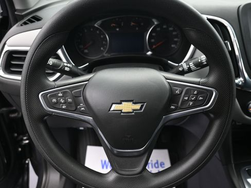 Used 2022 Chevrolet Equinox LS w/ LS Convenience Package AWD/4WD image 11