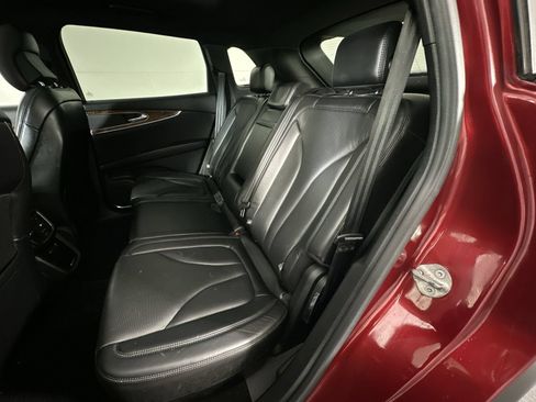 Used 2016 Lincoln MKX Reserve w/ Technology Package AWD/4WD image 23