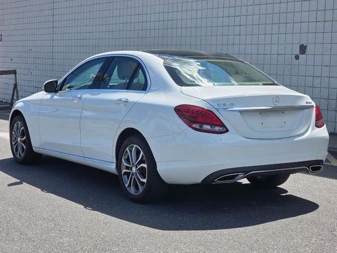 Used 2017 Mercedes-Benz C 300 4MATIC Sedan image 5