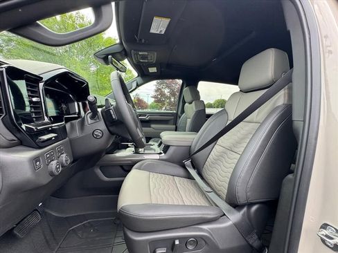New 2026 Chevrolet Silverado 1500 ZR2 AWD/4WD image 15