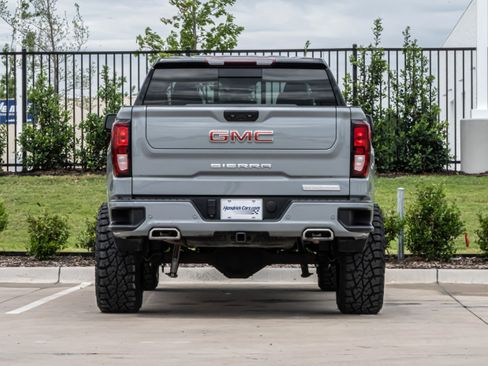 Used 2024 GMC Sierra 1500 Elevation w/ Preferred Package AWD/4WD image 8