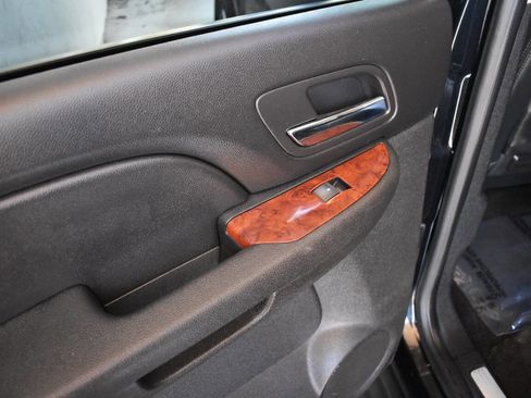 Used 2012 Chevrolet Tahoe LTZ image 46