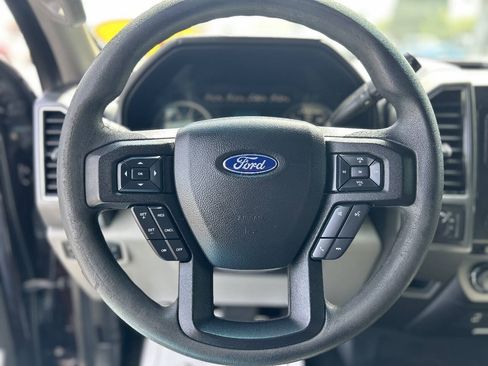 Used 2018 Ford F150 XLT AWD/4WD image 9