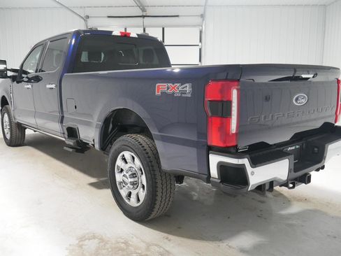 Certified 2024 Ford F250 Lariat w/ Lariat Ultimate Package image 7