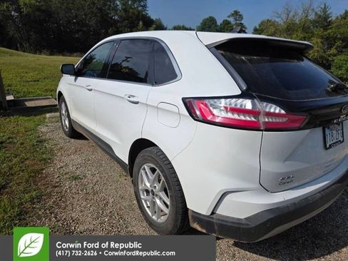 Used 2023 Ford Edge SEL w/ Convenience Package AWD/4WD image 2