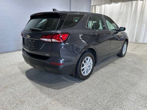 Certified 2022 Chevrolet Equinox LS w/ Driver Confidence II Package AWD/4WD image 4