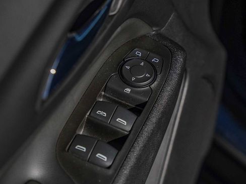 Used 2023 Chevrolet Equinox LT image 22