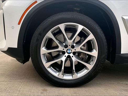 Used 2025 BMW X5 sDrive40i image 12