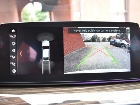 Used 2018 BMW 640i Gran Turismo xDrive image 26