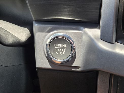 New 2026 Ford F150 XLT w/ Equipment Group 302A MID AWD/4WD image 28