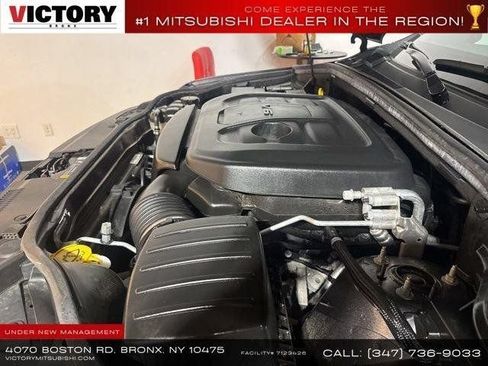 Used 2021 Jeep Grand Cherokee Laredo AWD/4WD image 34